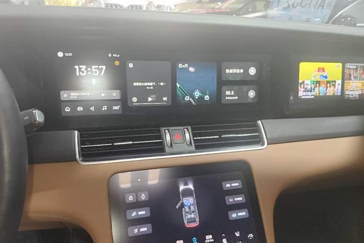 Used Li Auto ONE 2020 Extended-Range 6-Seater Version Audio And AC Panel
