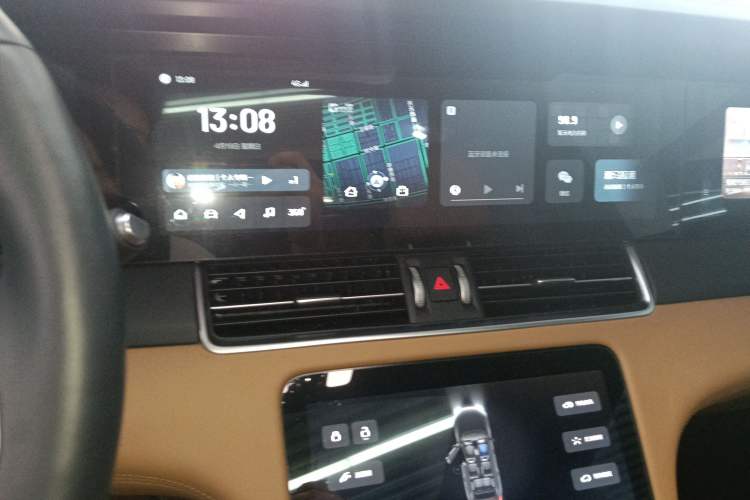 Used Li Auto ONE 2020 Extended-Range 6-Seater Version Audio And AC Panel
