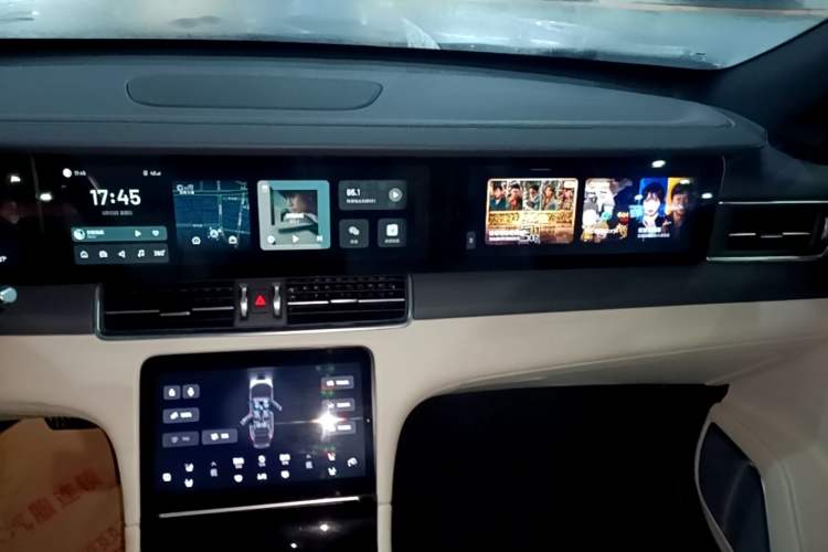 Used Li Auto ONE 2020 Extended-Range 6-Seater Version Audio And AC Panel