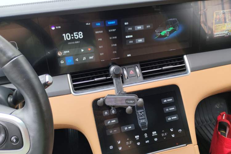 Used Li Auto ONE 2020 Range-Extended 7-Seater Version Audio And AC Panel