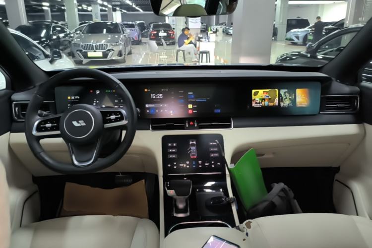 Used Li Auto ONE 2020 Extended-Range 6-Seater Version Center Console