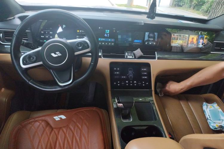 Used Li Auto ONE 2020 Extended-Range 6-Seater Version Center Console