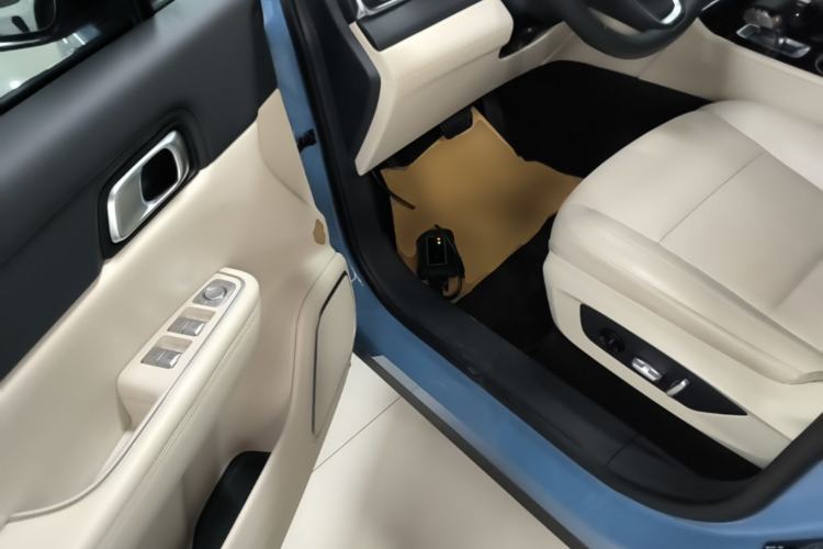 Used Li Auto ONE 2020 Extended-Range 6-Seater Version Driver Seat