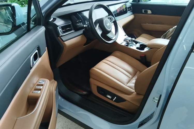 Used Li Auto ONE 2020 Extended-Range 6-Seater Version Driver Seat