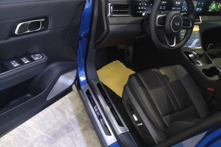 Used Li Auto ONE 2020 Extended-Range 6-Seater Version Driver Seat