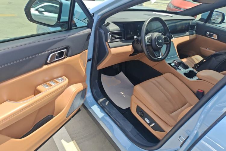 Used Li Auto ONE 2020 Extended-Range 6-Seater Version Driver Seat