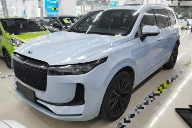 Ojetý Li Auto ONE 2020 Extended-Range 6-Seater Version