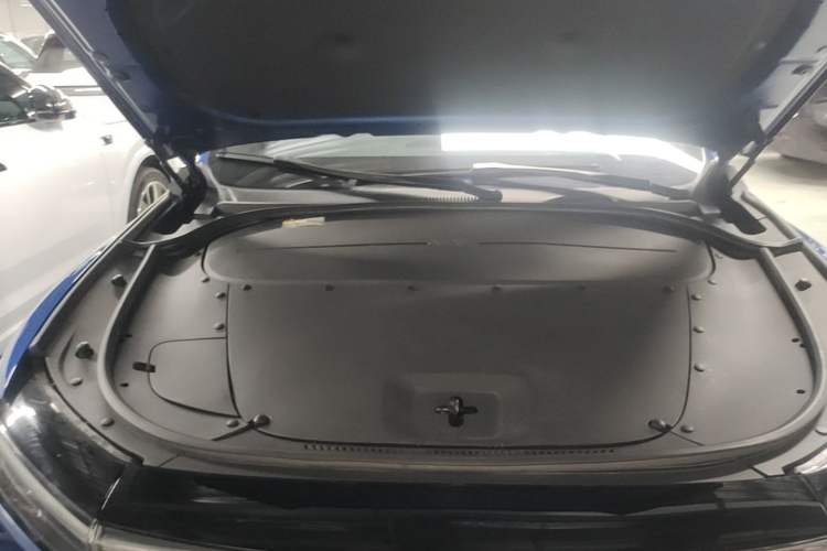 Used Li Auto ONE 2020 Extended-Range 6-Seater Version Engine Bay
