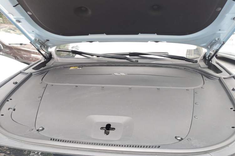 Used Li Auto ONE 2020 Extended-Range 6-Seater Version Engine Bay