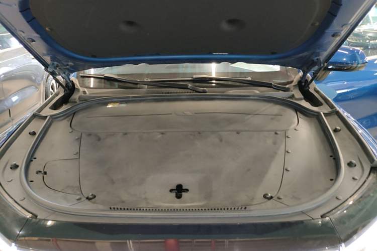 Used Li Auto ONE 2020 Extended-Range 6-Seater Version Engine Bay