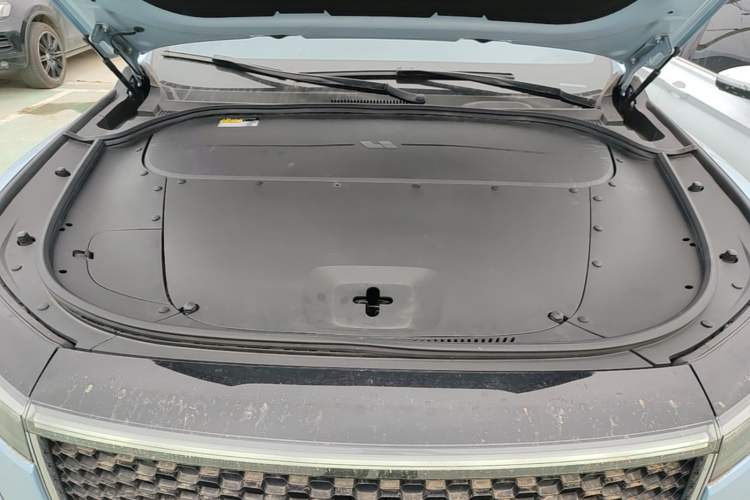 Used Li Auto ONE 2020 Extended-Range 6-Seater Version Engine Bay