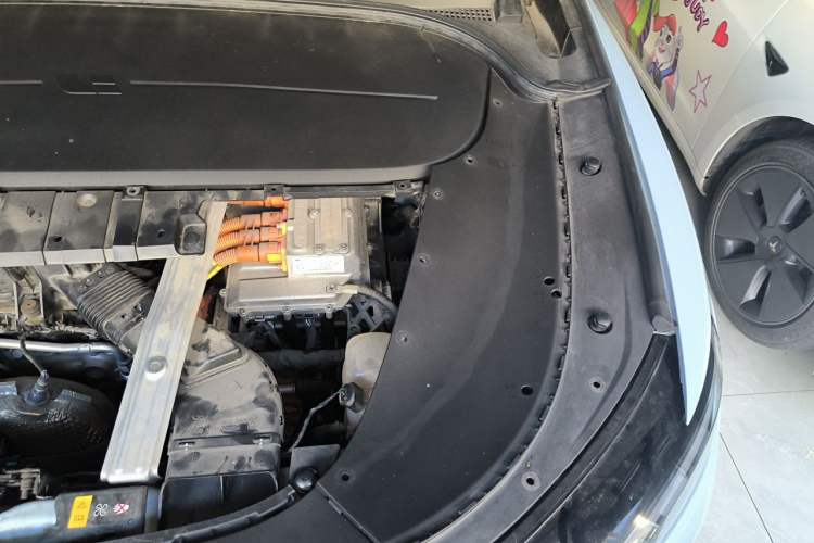 Used Li Auto ONE 2020 Extended-Range 6-Seater Version Engine Bay Left
