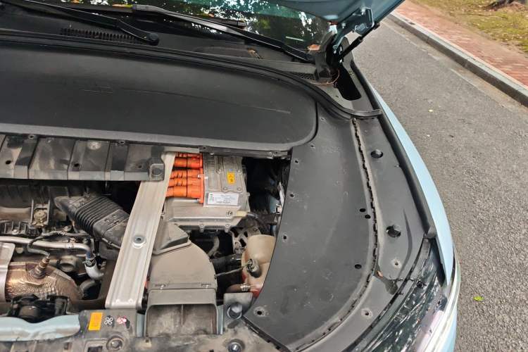 Used Li Auto ONE 2020 Extended-Range 6-Seater Version Engine Bay Left