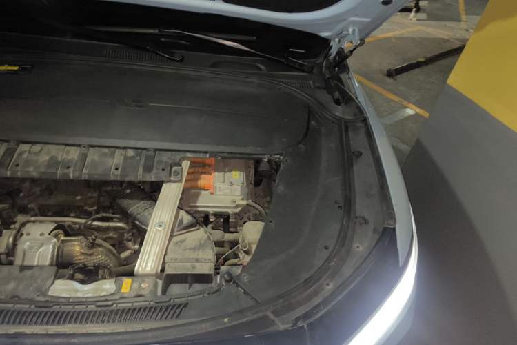 Used Li Auto ONE 2020 Extended-Range 6-Seater Version Engine Bay Left