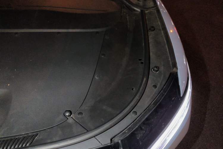 Used Li Auto ONE 2020 Extended-Range 6-Seater Version Engine Bay Left