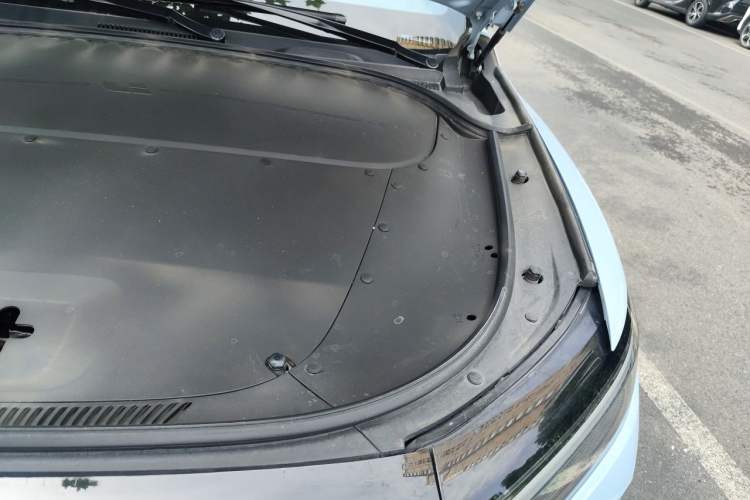 Used Li Auto ONE 2020 Extended-Range 6-Seater Version Engine Bay Left