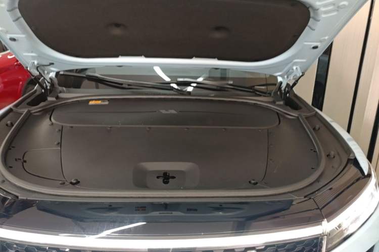 Used Li Auto ONE 2020 Extended-Range 6-Seater Version Engine Bay