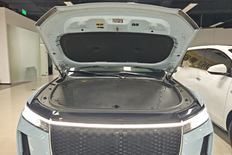 Used Li Auto ONE 2020 Range-Extended 7-Seater Version Engine Bay