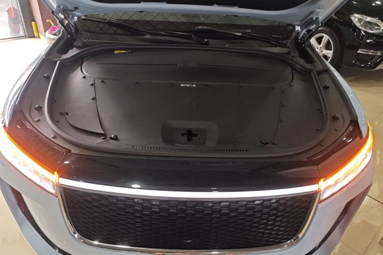 Used Li Auto ONE 2020 Extended-Range 6-Seater Version Engine Bay