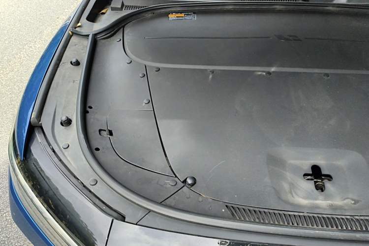 Used Li Auto ONE 2020 Extended-Range 6-Seater Version Engine Bay Right