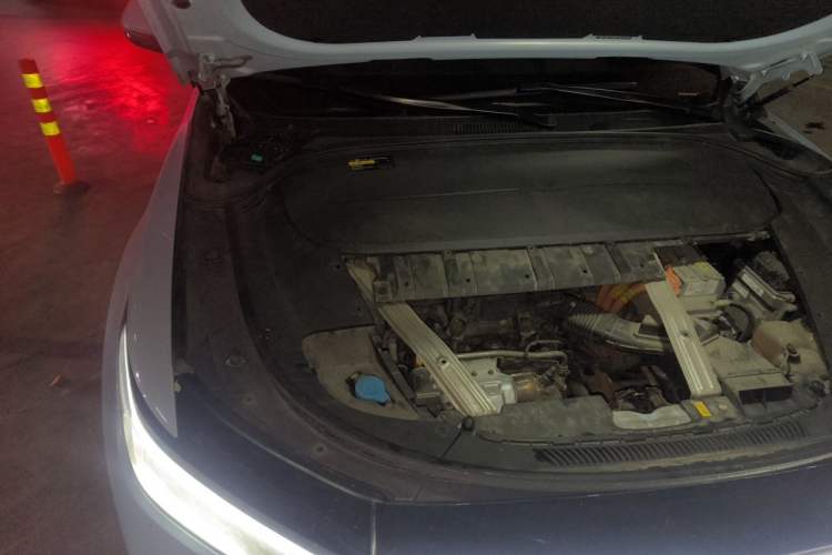 Used Li Auto ONE 2020 Extended-Range 6-Seater Version Engine Bay Right