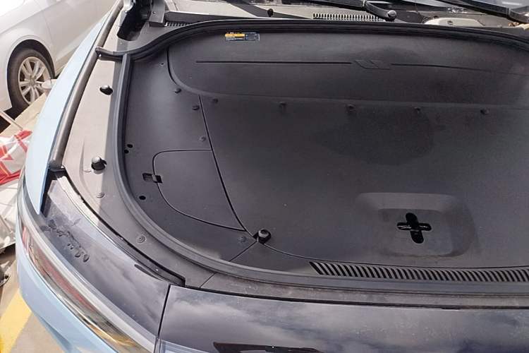 Used Li Auto ONE 2020 Extended-Range 6-Seater Version Engine Bay Right
