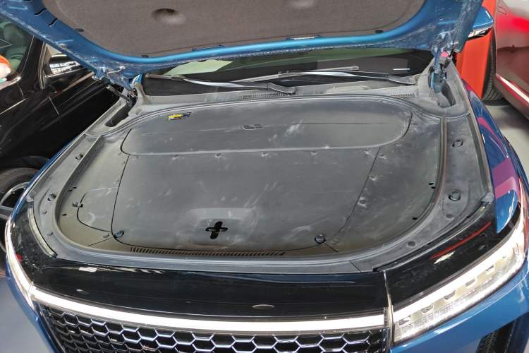 Used Li Auto ONE 2020 Extended-Range 6-Seater Version Engine Bay