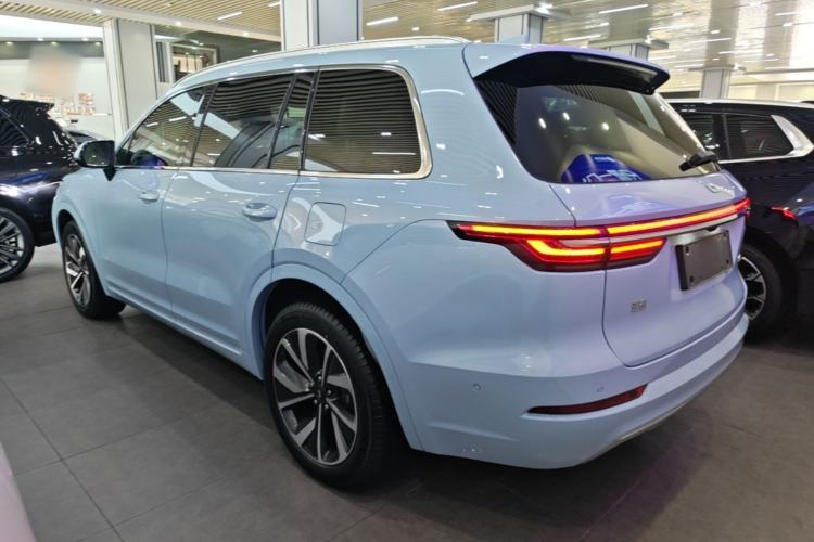 Used Li Auto ONE 2020 Extended-Range 6-Seater Version Exterior 2