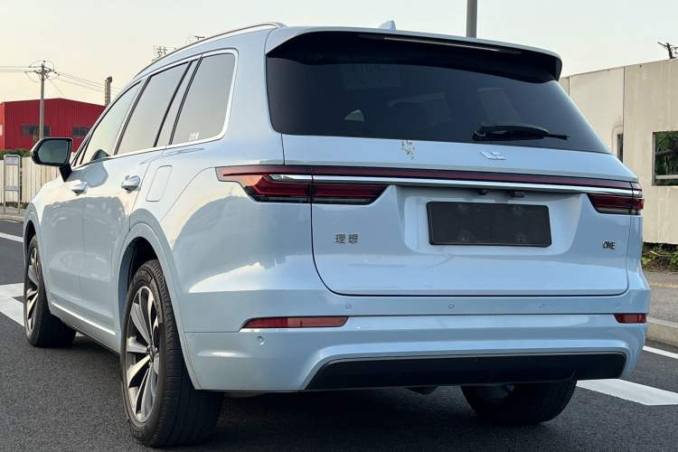Used Li Auto ONE 2020 Extended-Range 6-Seater Version Exterior 2