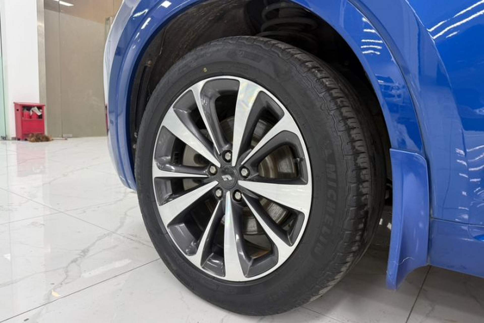 Used Li Auto ONE 2020 Extended-Range 6-Seater Version Exterior 4