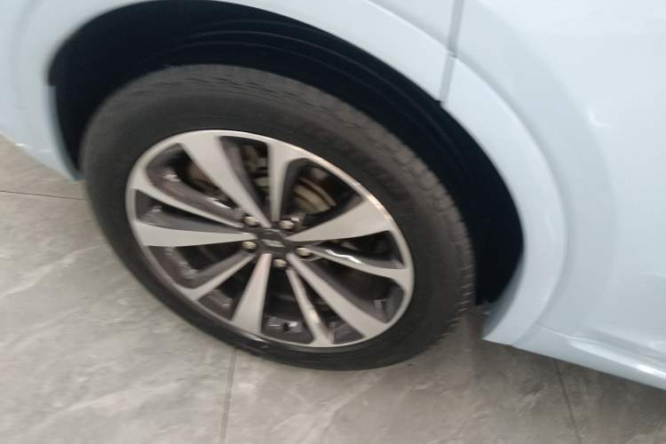 Used Li Auto ONE 2020 Extended-Range 6-Seater Version Exterior 5