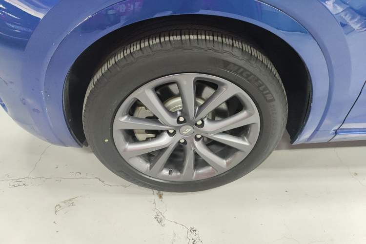 Used Li Auto ONE 2020 Extended-Range 6-Seater Version Exterior 7