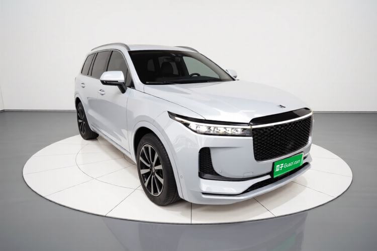 Used Li Auto ONE 2020 Range-Extended 7-Seater Version Front Right 45 Deg