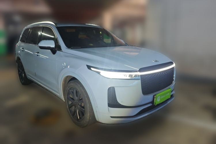 Used Li Auto ONE 2020 Extended-Range 6-Seater Version Front Right 45 Deg