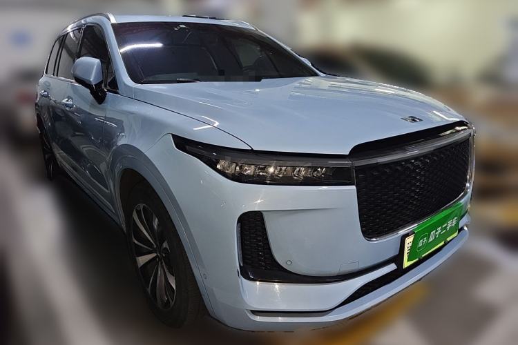 Used Li Auto ONE 2020 Extended-Range 6-Seater Version Front Right 45 Deg