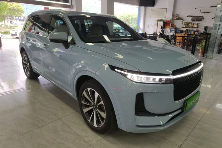 Used Li Auto ONE 2020 Extended-Range 6-Seater Version Front Right 45 Deg