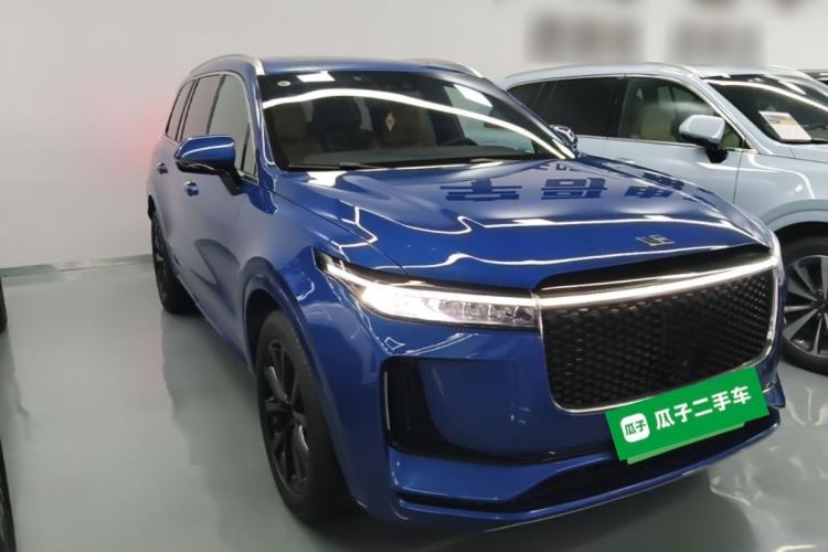 Used Li Auto ONE 2020 Extended-Range 6-Seater Version Front Right 45 Deg