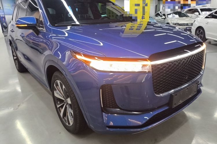 Used Li Auto ONE 2020 Extended-Range 6-Seater Version Front Right 45 Deg