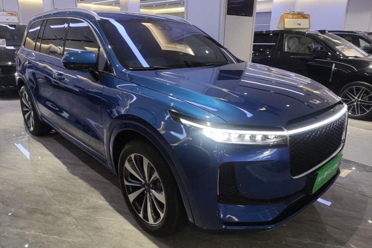 Used Li Auto ONE 2020 Extended-Range 6-Seater Version Front Right 45 Deg