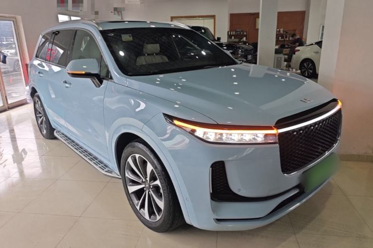 Used Li Auto ONE 2020 Extended-Range 6-Seater Version Front Right 45 Deg
