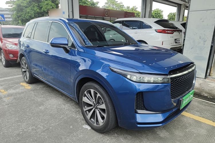 Used Li Auto ONE 2020 Extended-Range 6-Seater Version Front Right 45 Deg