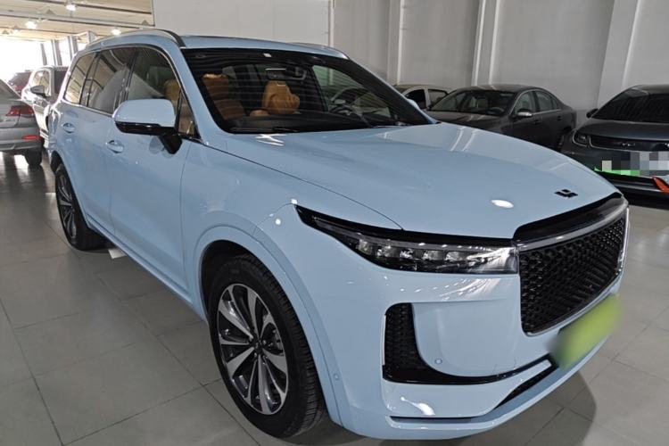Used Li Auto ONE 2020 Extended-Range 6-Seater Version Front Right 45 Deg