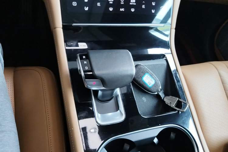 Used Li Auto ONE 2020 Extended-Range 6-Seater Version Gear Lever