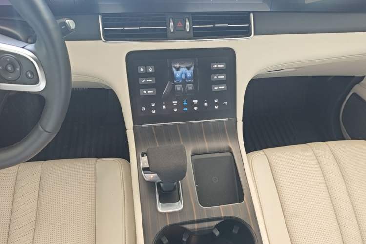 Used Li Auto ONE 2020 Extended-Range 6-Seater Version Gear Lever