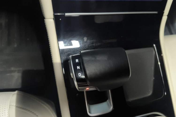 Used Li Auto ONE 2020 Extended-Range 6-Seater Version Gear Lever