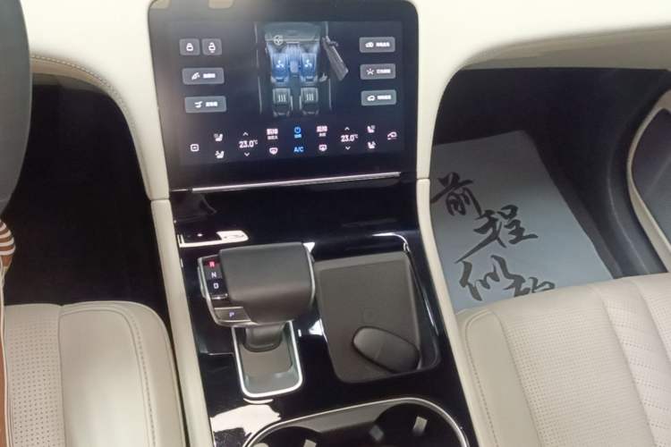Used Li Auto ONE 2020 Extended-Range 6-Seater Version Gear Lever