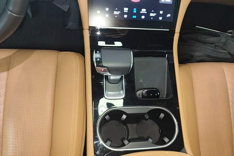 Used Li Auto ONE 2020 Extended-Range 6-Seater Version Gear Lever
