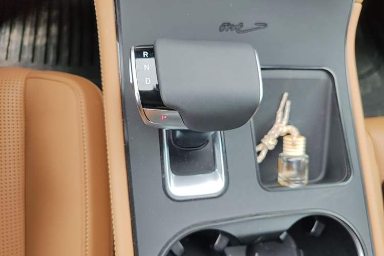 Used Li Auto ONE 2020 Extended-Range 6-Seater Version Gear Lever