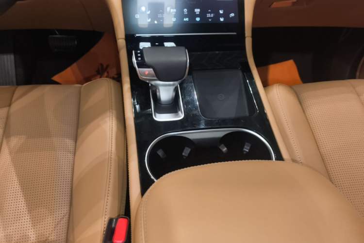 Used Li Auto ONE 2020 Extended-Range 6-Seater Version Gear Lever