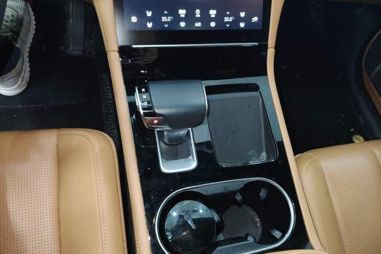 Used Li Auto ONE 2020 Extended-Range 6-Seater Version Gear Lever